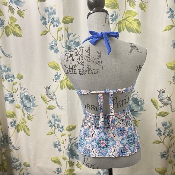 Tankini and bottoms - Picture 2 of 5